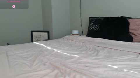 Juli Monroe online show from 20, 4, 2026