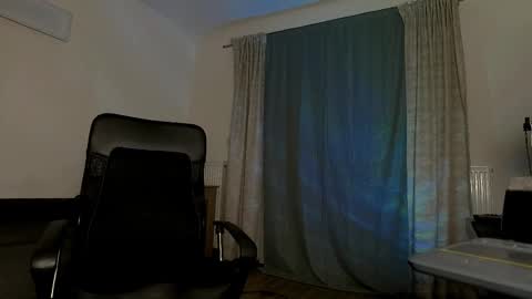 JULiUS   online show from 23, 2, 2025