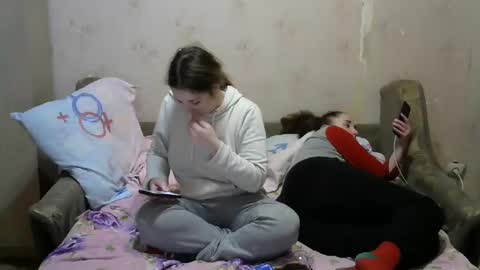 Snapshot of juliya_katie chatting on 1, 3, 2025 Juliya Katie online show from 1, 3, 2025