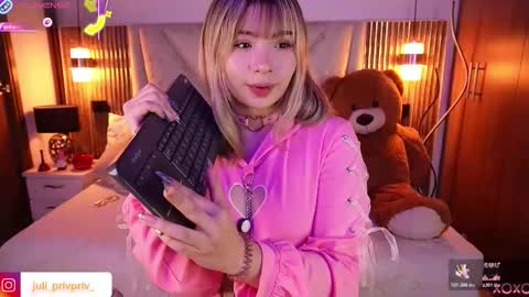 jullianapriv_ online show from 21, 2, 2026