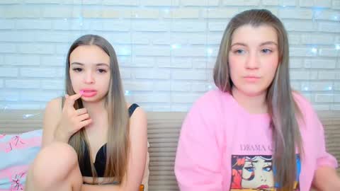 Snapshot of jullymood chatting on 8, 2, 2026 DoubleCherry online show from 8, 2, 2026