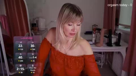 Snapshot of julvilnet chatting on 22, 2, 2025 Julia online show from 22, 2, 2025