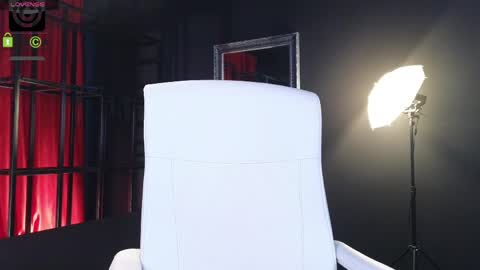 Julya Mistress online show from 4, 4, 2026