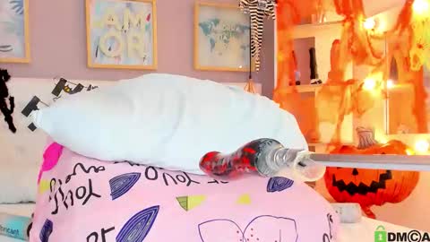  Juliana  online show from 27, 10, 2025