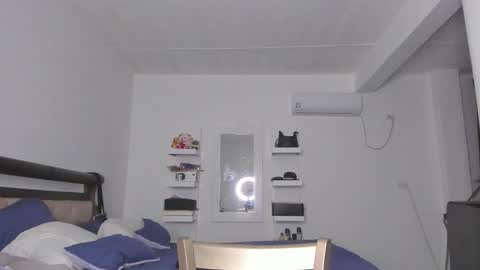 Snapshot of jump_rabbit_ chatting on 16, 11, 2025 jessica online show from 16, 11, 2025