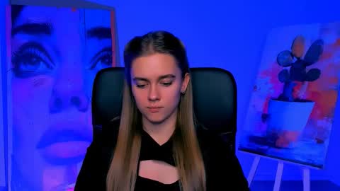 Snapshot of junewoods chatting on 5, 12, 2025 junewoods online show from 5, 12, 2025