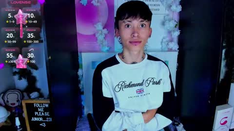 Junior online show from 18, 2, 2025