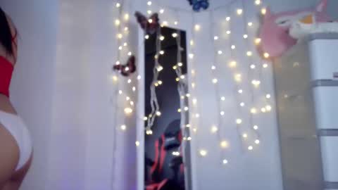 junovaughn online show from 28, 9, 2025