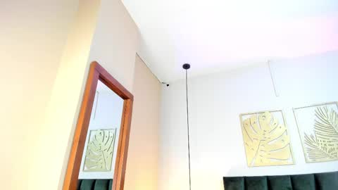 Jupiter Fox online show from 9, 4, 2026