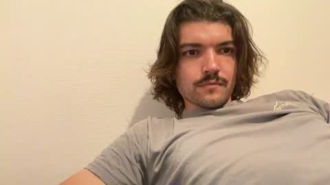 Snapshot of just_a_guy_with_a_big_cock chatting on 19, 6, 2026 just_a_guy_with_a_big_cock online show from 19, 6, 2026