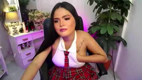 Snapshot of just_aleah chatting on 18, 11, 2025 MY IG aleahgomez17 online show from 18, 11, 2025