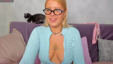 Alex Alexandra online show from 12, 7, 2026