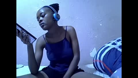 Snapshot of just_nuru chatting on 12, 3, 2025 just_nuru online show from 12, 3, 2025