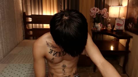 justine_hunk online show from 20, 12, 2024