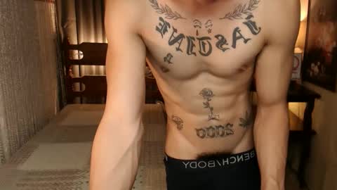 justine_hunk online show from 28, 2, 2025