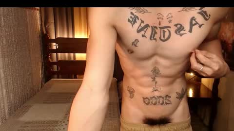 justine_hunk online show from 2, 3, 2025