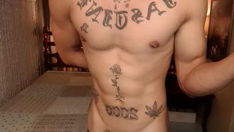 justine_hunk online show from 6, 2, 2026