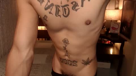 justine_hunk online show from 2, 5, 2026