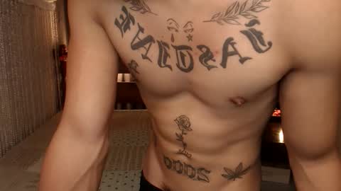 justine_hunk online show from 14, 5, 2026
