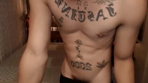 justine_hunk online show from 31, 5, 2026