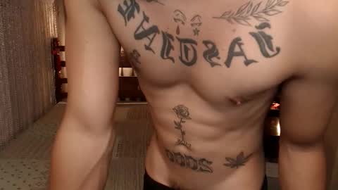 justine_hunk online show from 7, 6, 2026