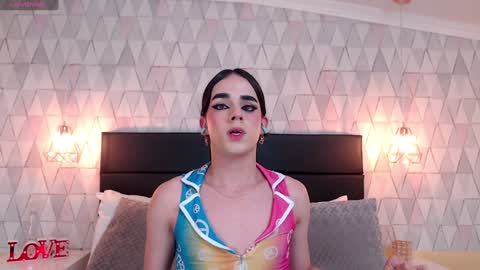 Justine online show from 10, 1, 2025