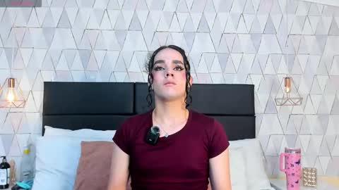 Justine online show from 28, 11, 2025