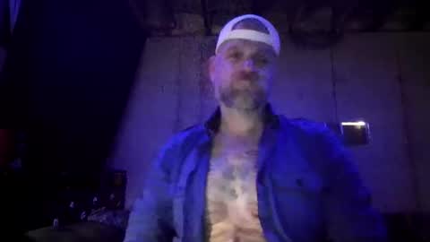 Snapshot of justinmoore1987 chatting on 5, 12, 2025 justinmoore1987 online show from 5, 12, 2025