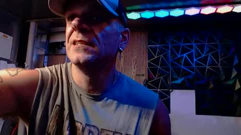 Snapshot of justinmoore1987 chatting on 3, 6, 2026 justinmoore1987 online show from 3, 6, 2026