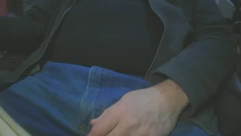 Snapshot of justme39057 chatting on 1, 12, 2024 Justme39057 online show from 1, 12, 2024