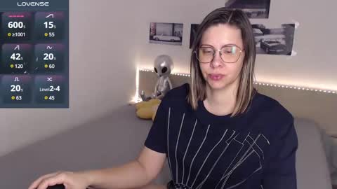 Julie online show from 27, 1, 2025