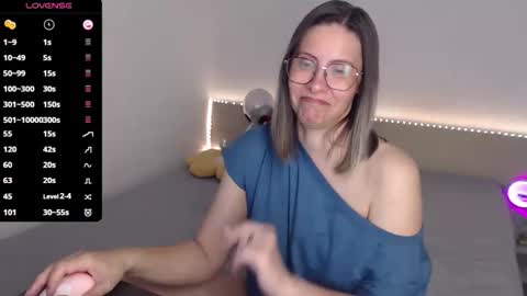 Julie online show from 6, 6, 2026