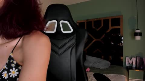 Snapshot of justmia_ chatting on 3, 3, 2026 Mia online show from 3, 3, 2026