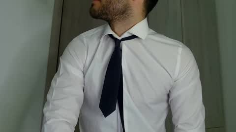 Justin online show from 12, 4, 2026