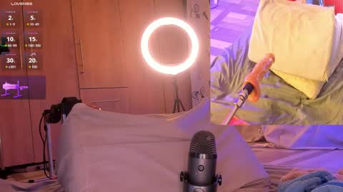  Karolin  online show from 25, 2, 2026