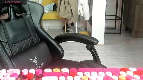 Alice online show from 8, 4, 2026