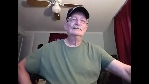 kabriggs137 online show from 28, 2, 2025