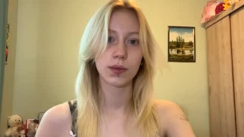 Mia 1st day here online show from 24, 6, 2026