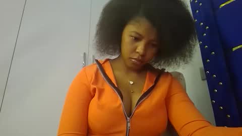 Snapshot of kadime001 chatting on 19, 10, 2025 kadime online show from 19, 10, 2025