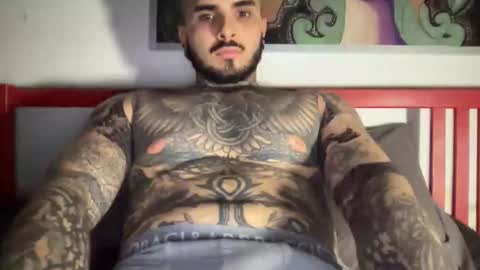 Snapshot of kadmon33 chatting on 18, 11, 2025 kadmon33 online show from 18, 11, 2025