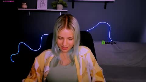 kaela_spell_ online show from 24, 9, 2025