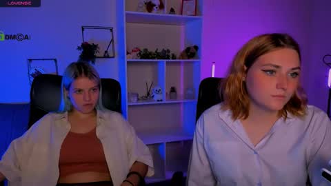 kaela_spell_ online show from 7, 10, 2025