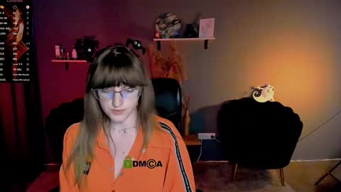 kaela_spell_ online show from 21, 10, 2025