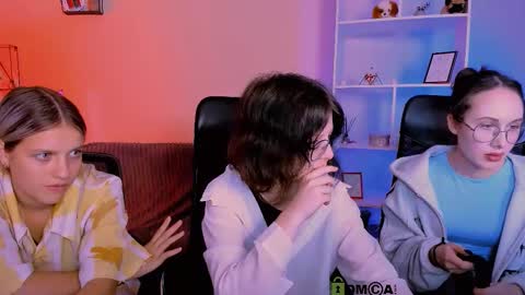 kaela_spell_ online show from 2, 12, 2025