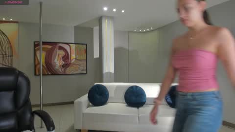 Kaia Ferreira online show from 16, 9, 2025