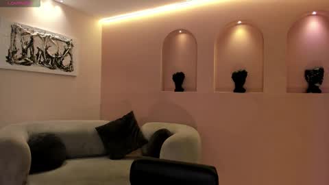 Kaia Ferreira online show from 3, 11, 2025