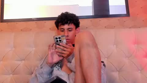 Snapshot of kaiirox chatting on 2, 6, 2026 kai online show from 2, 6, 2026
