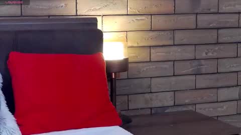 Kaila Lewis online show from 25, 9, 2025