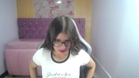 Kailee online show from 12, 4, 2026