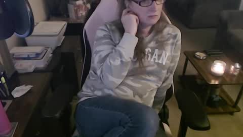 Snapshot of kait331 chatting on 3, 1, 2025 Camprincess331 online show from 3, 1, 2025